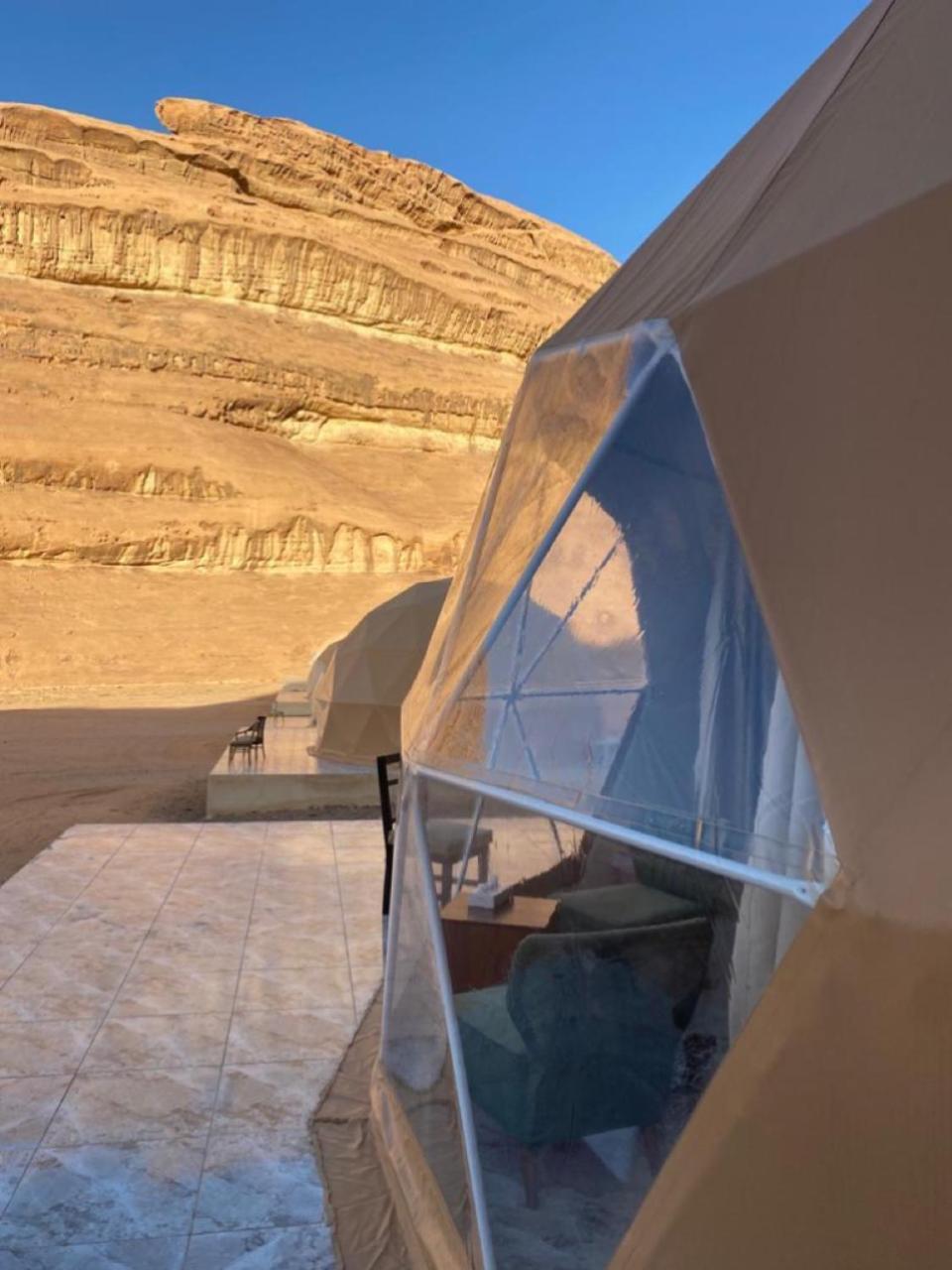 Rum Four Mountain Luxury Camp Wadi Rum Zewnętrze zdjęcie